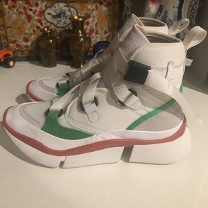 🤩 Designer Inspired Sneakers 🤩